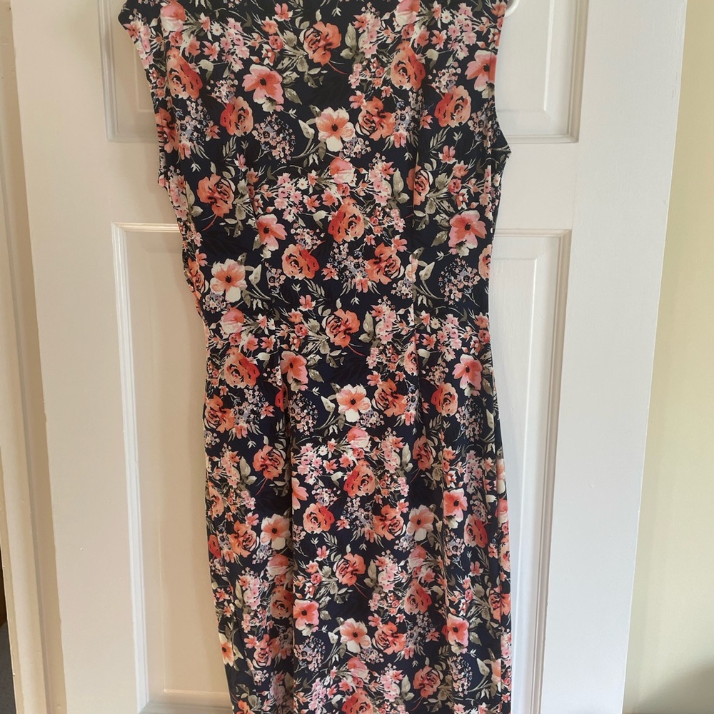 Verse Dress - Picture 4 of 5